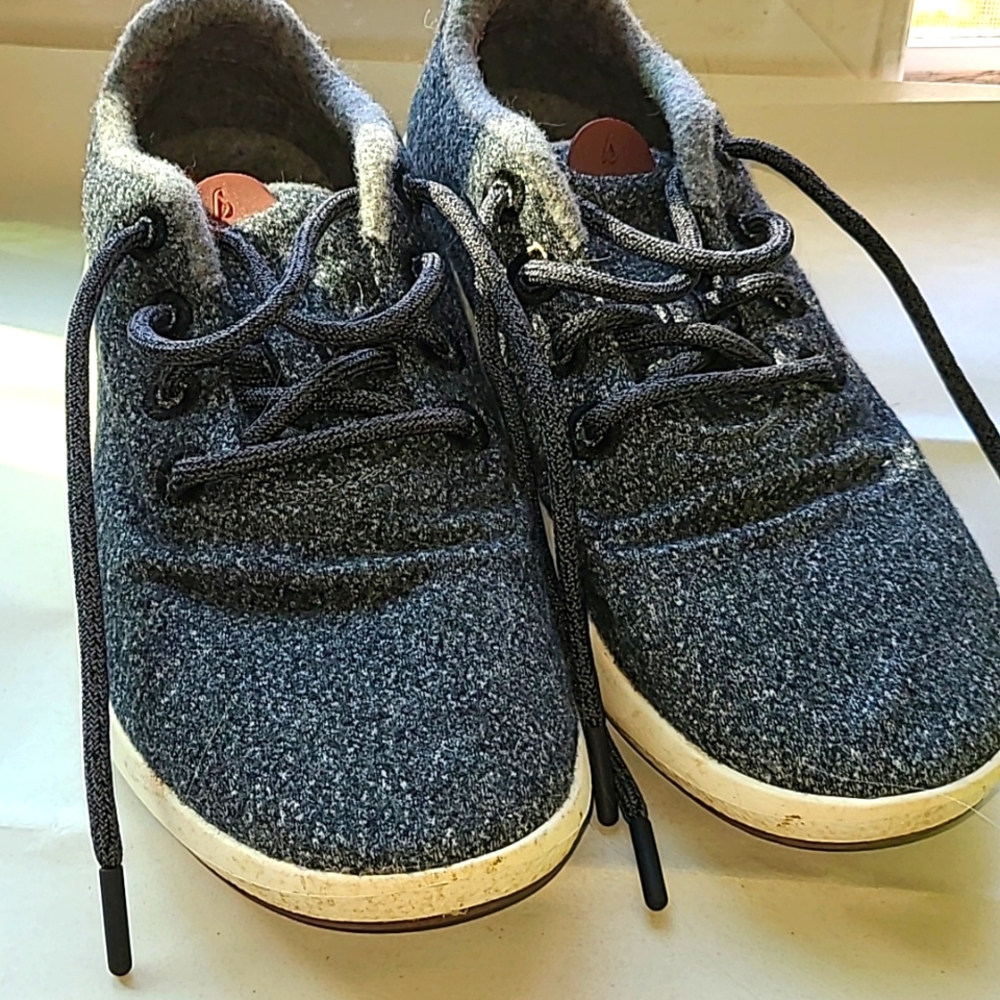 Allbirds sneakers size 10